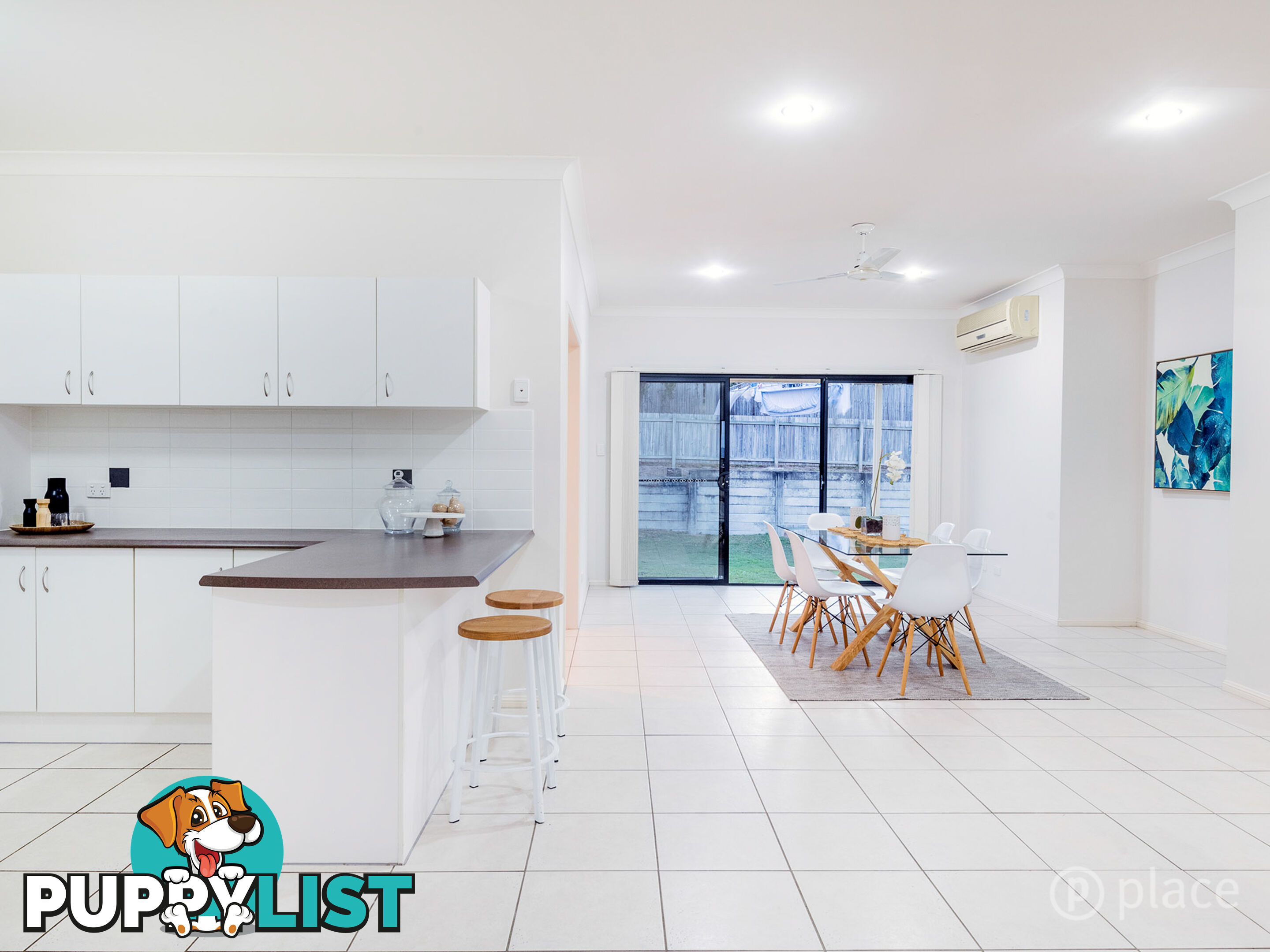6 York Close Oxley QLD 4075