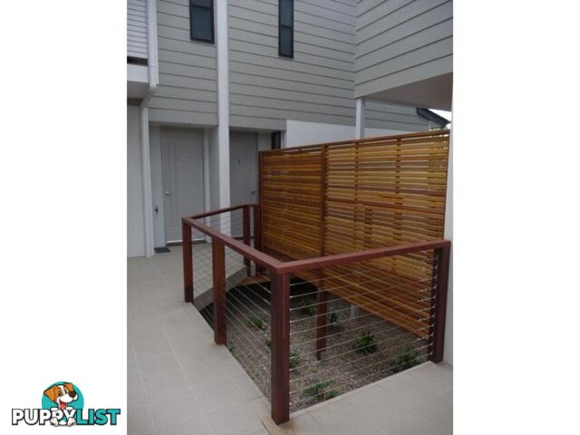 1 9 Dawn Street ROCKLEA QLD 4106
