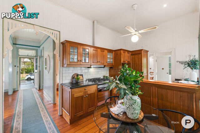 19 Strong Avenue Graceville QLD 4075