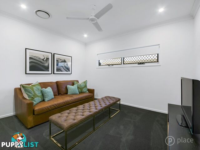 19 Irwin Tce Oxley QLD 4075