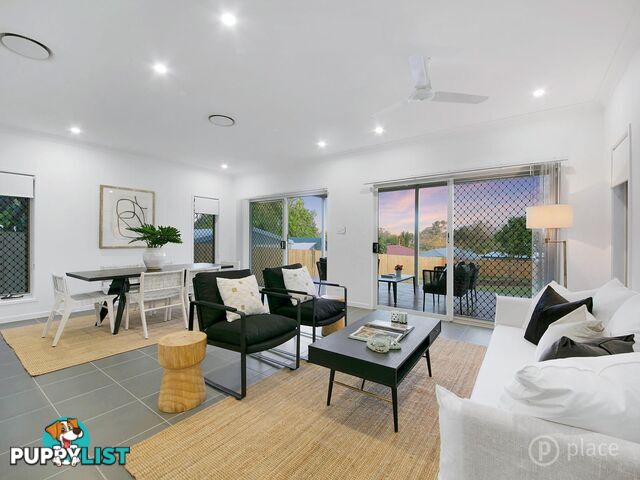 19 Irwin Tce Oxley QLD 4075