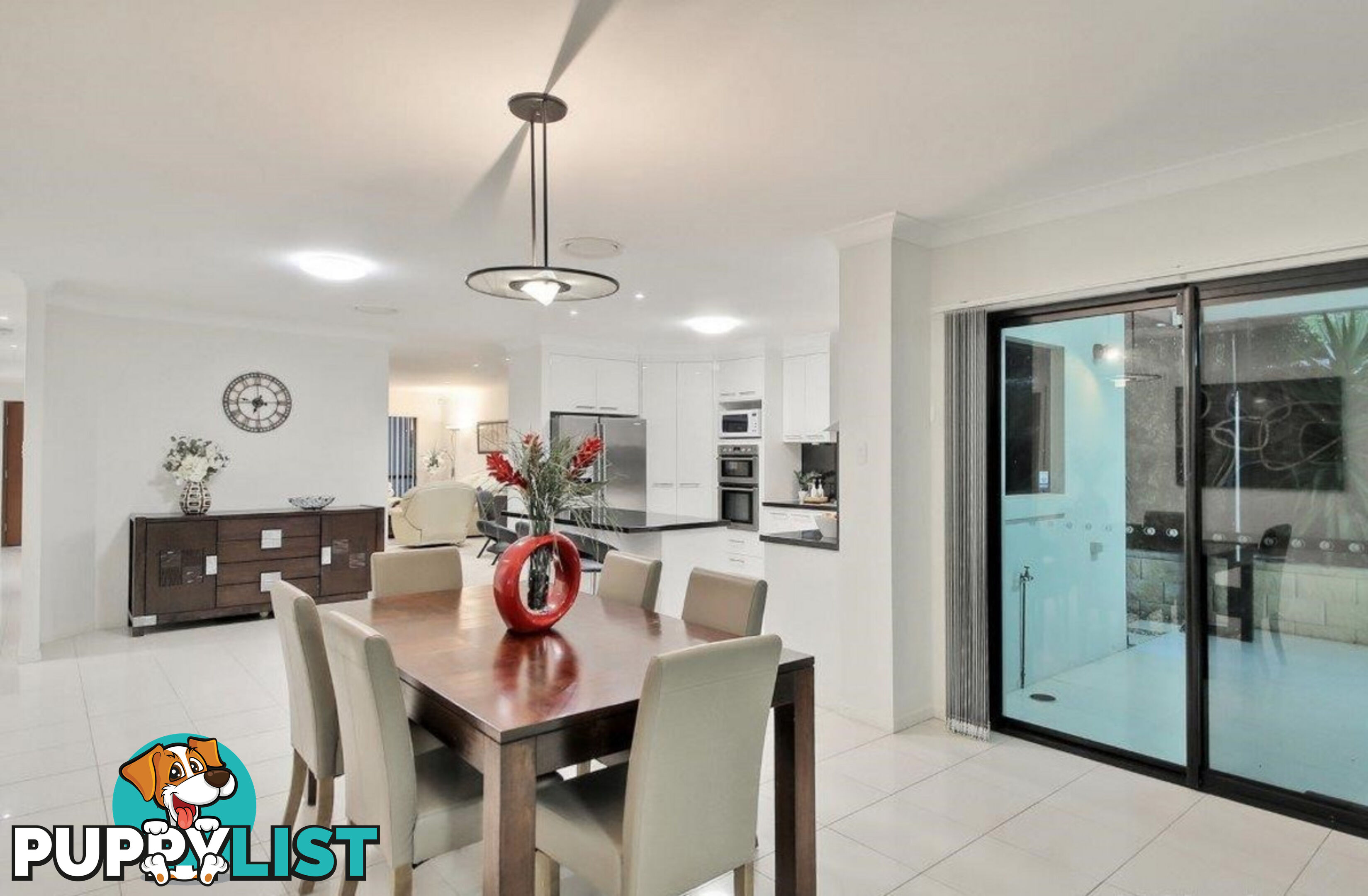 10 Azzure Street Eight Mile Plains QLD 4113