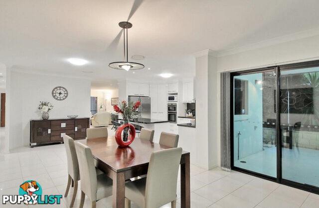 10 Azzure Street Eight Mile Plains QLD 4113