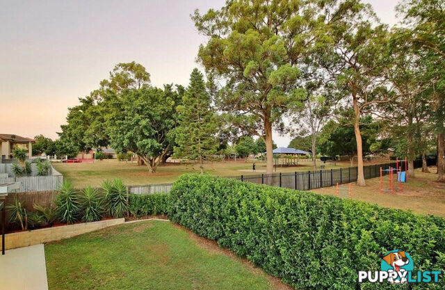 10 Azzure Street Eight Mile Plains QLD 4113