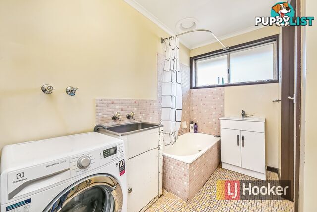 245 Gladstone Road DANDENONG NORTH VIC 3175