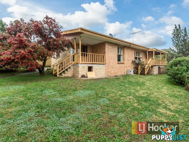 52 Charles Avenue HALLAM VIC 3803