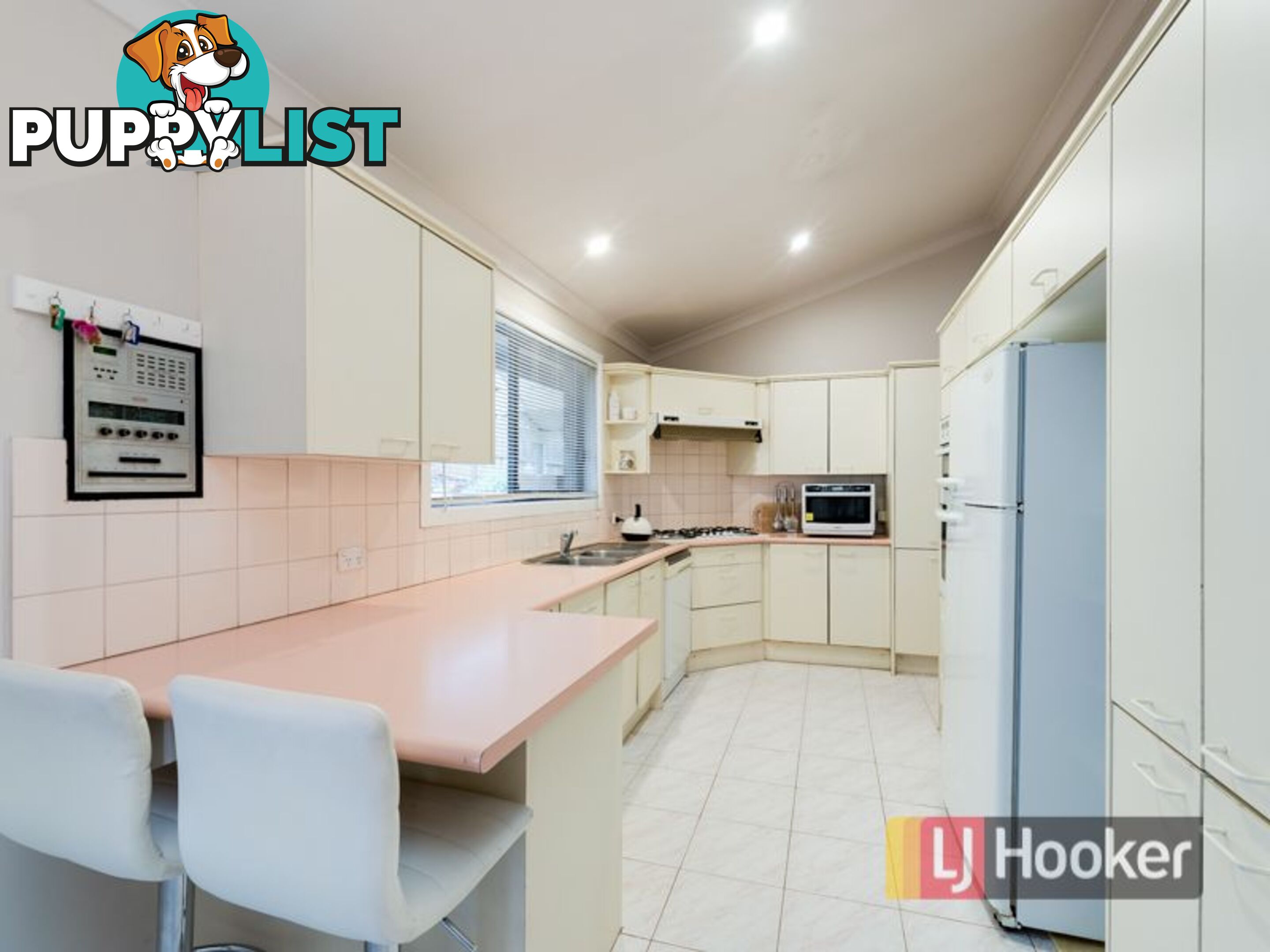 16 Lawson Way ENDEAVOUR HILLS VIC 3802