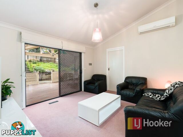 16 Lawson Way ENDEAVOUR HILLS VIC 3802