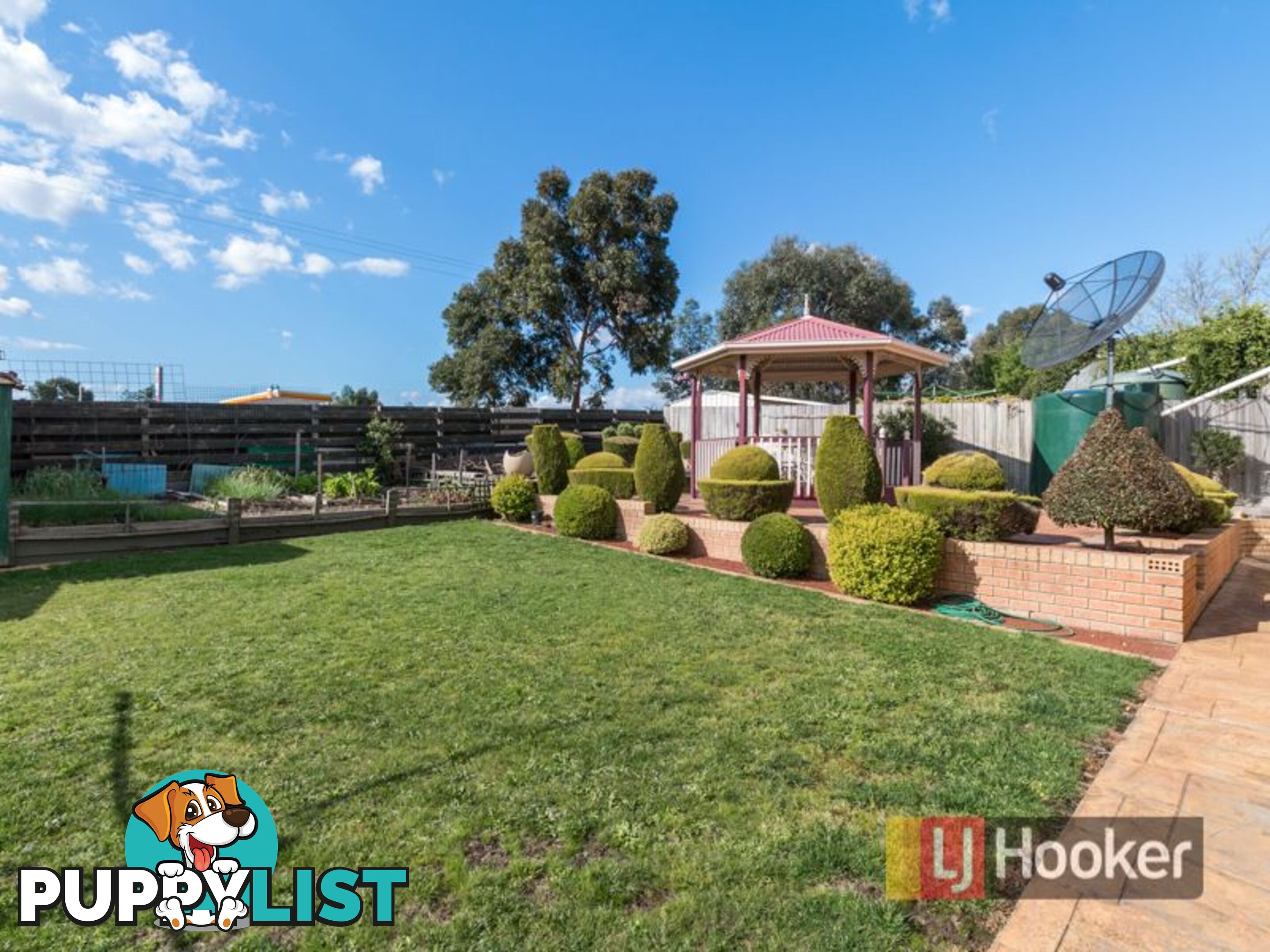 16 Barnsley Drive ENDEAVOUR HILLS VIC 3802