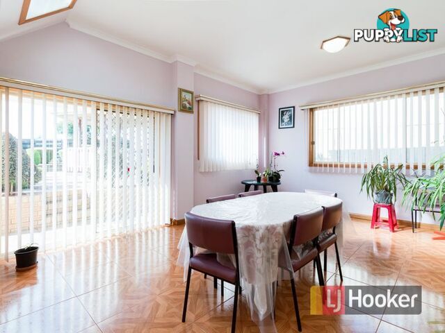 16 Barnsley Drive ENDEAVOUR HILLS VIC 3802