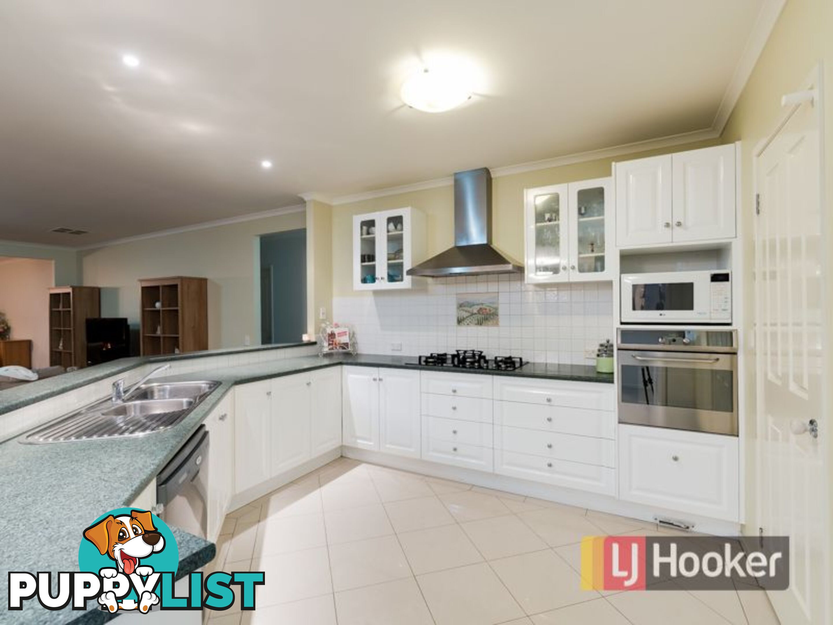 82 Crawley Road NARRE WARREN NORTH VIC 3804