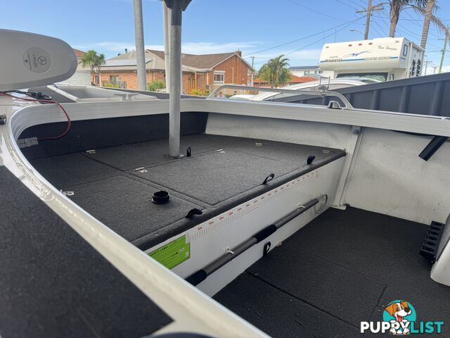 Quintrex Renegade 440