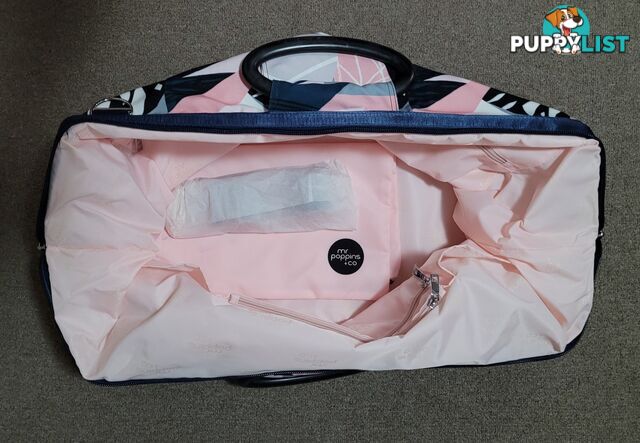 Weekender Travel Bag - Brand new