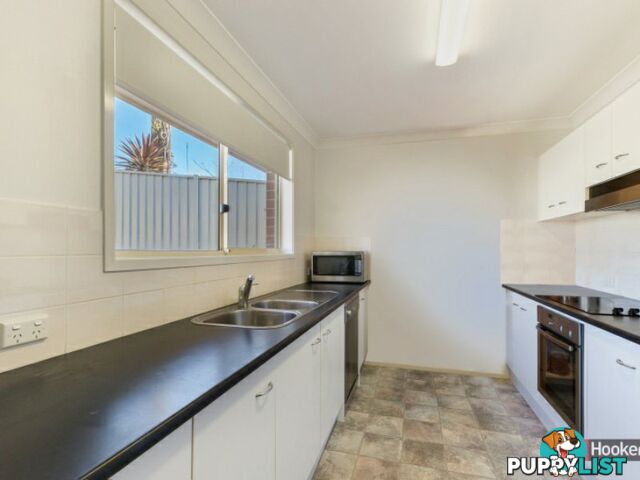 2/15 Sandpiper Place GREEN POINT NSW 2251