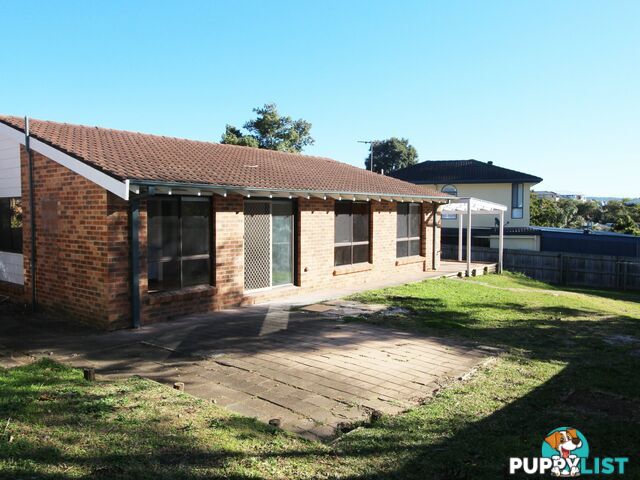 4 Sawyer Close GREEN POINT NSW 2251