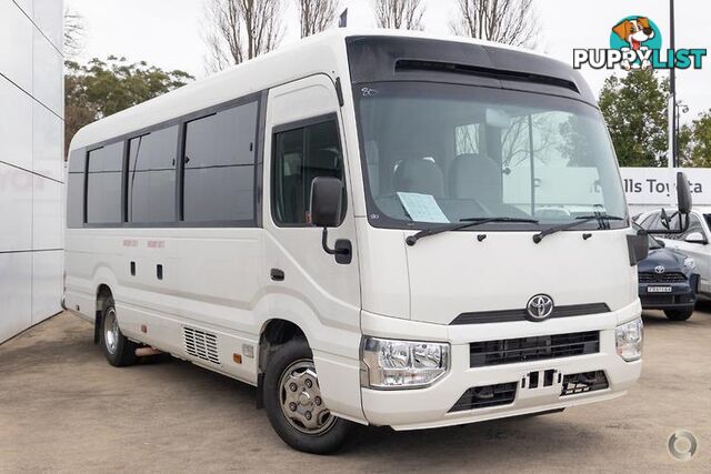 2019 TOYOTA COASTER   BUS