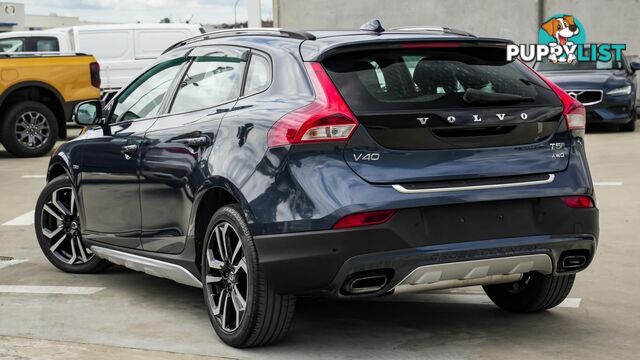 2017 Volvo V40 T5  Hatchback