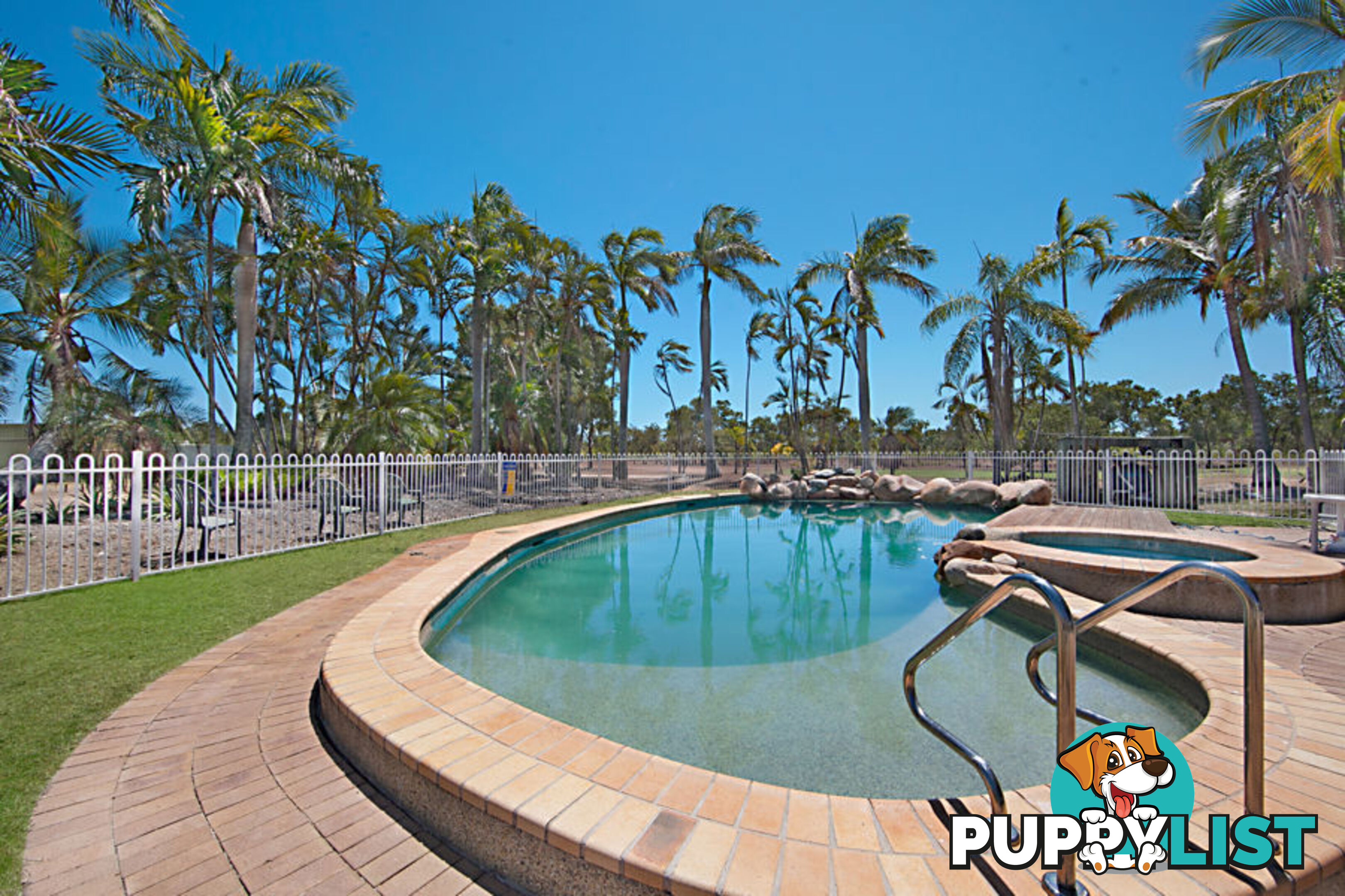 13 Beach Crt, 129 Mystic Ave BALGAL BEACH QLD 4816