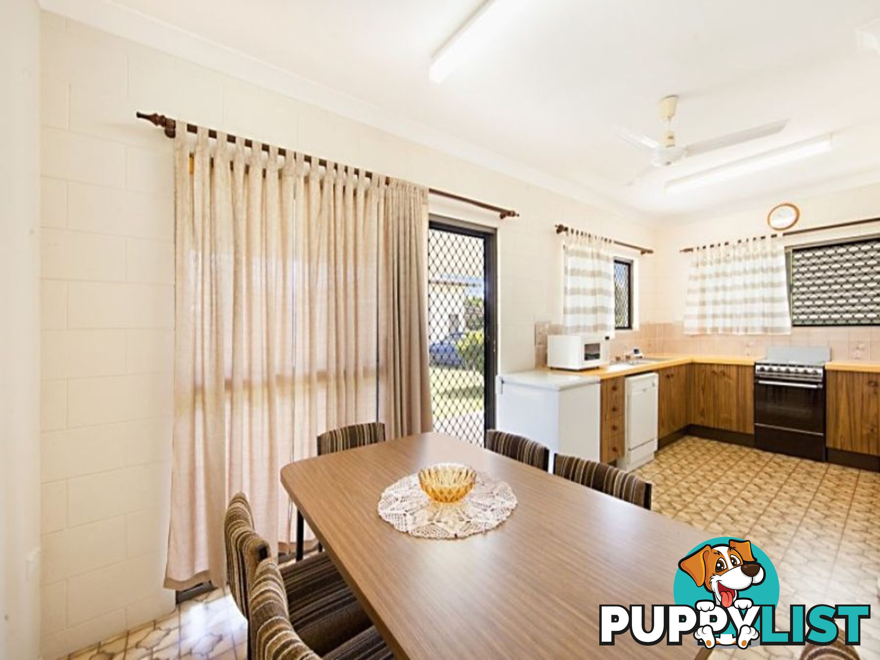 15 Tracey St BALGAL BEACH QLD 4816