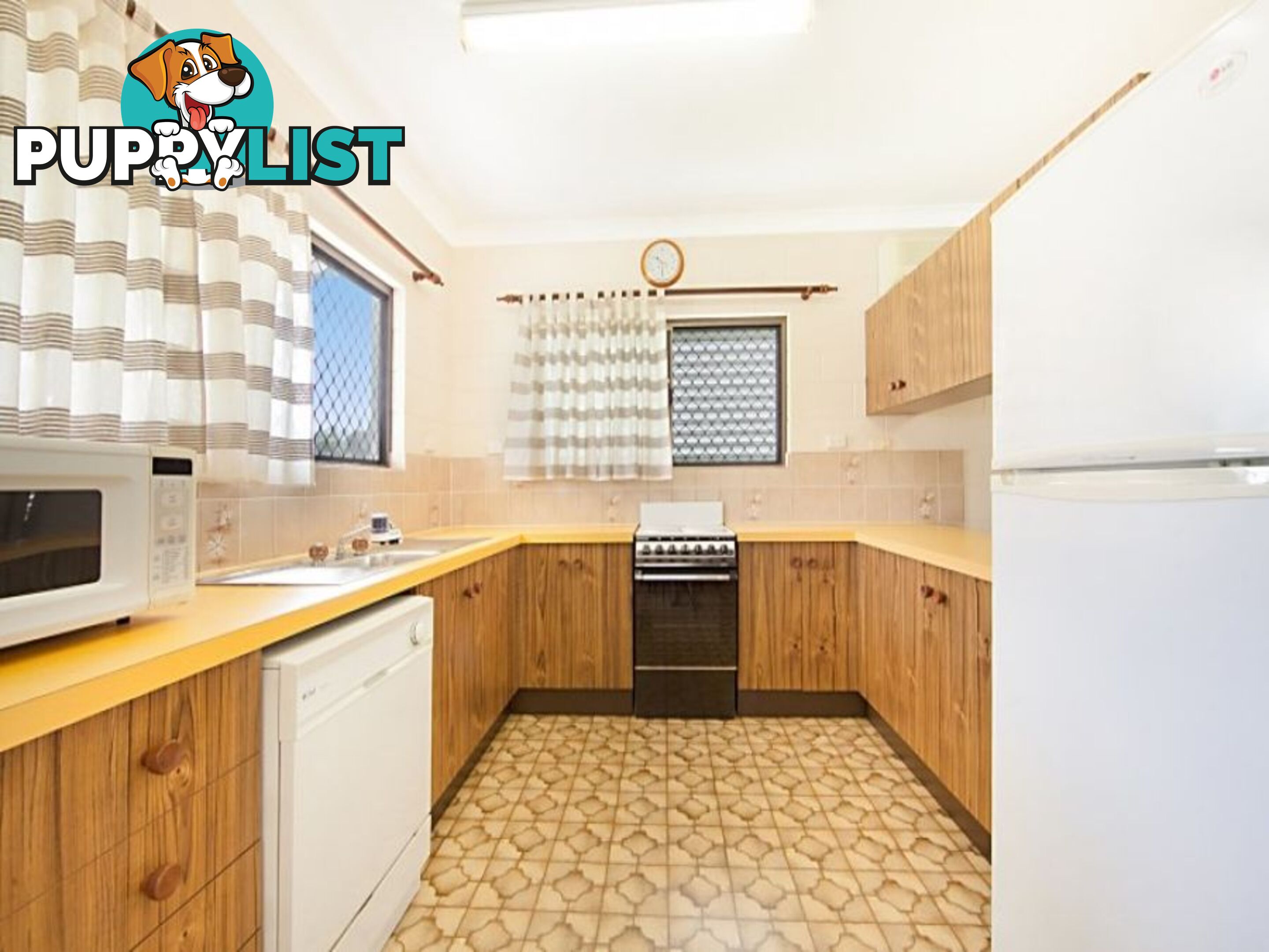 15 Tracey St BALGAL BEACH QLD 4816