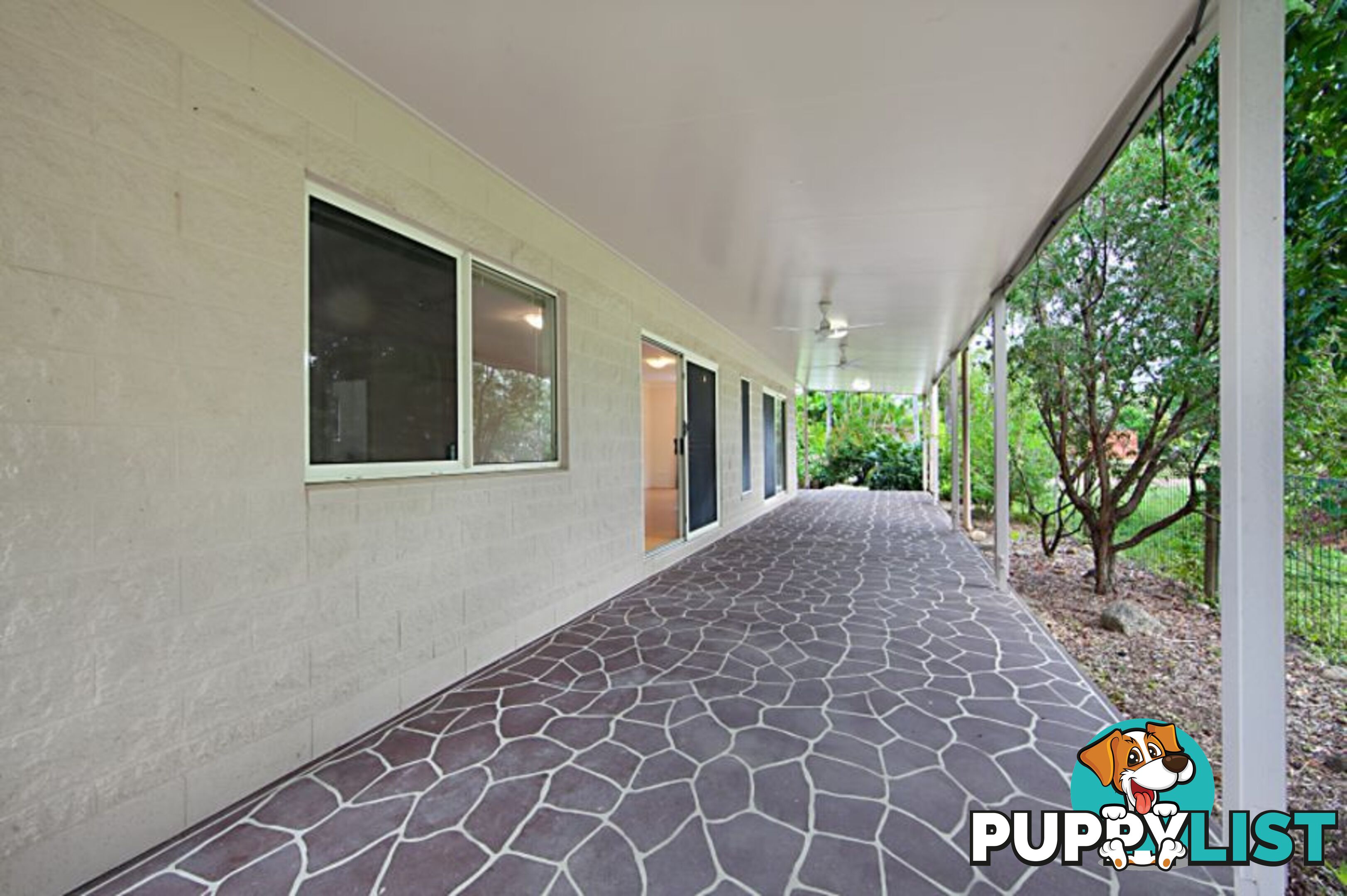 8 Borton St BALGAL BEACH QLD 4816