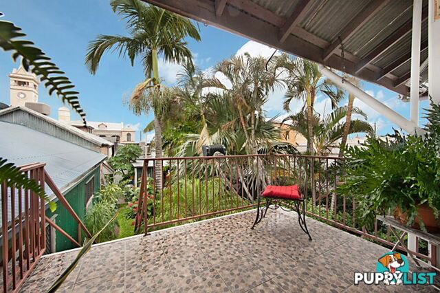 28 Gill Street CHARTERS TOWERS QLD 4820