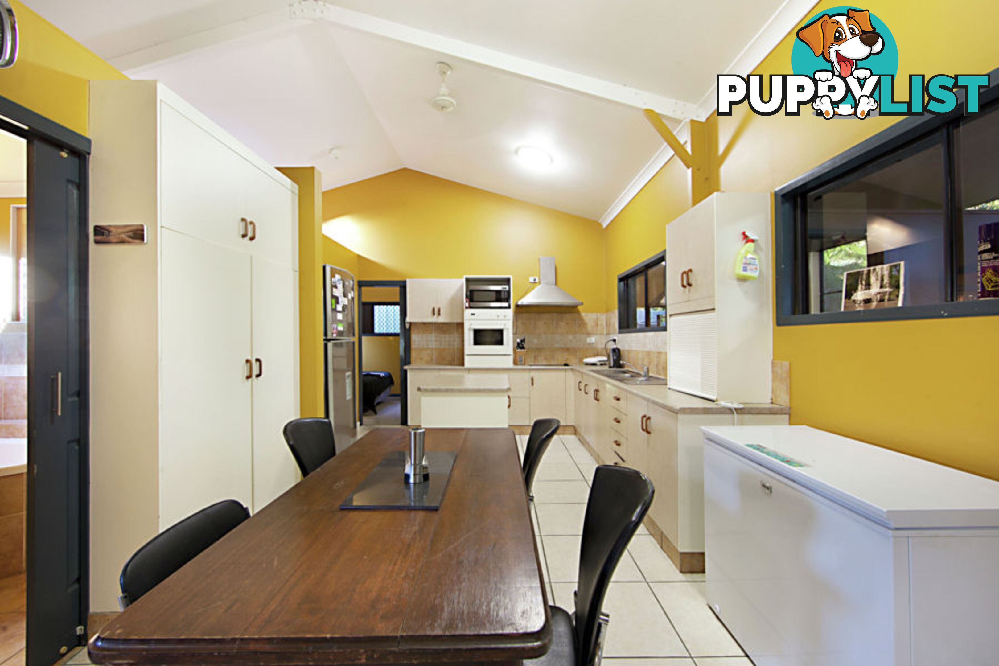 4 Lady Elliott Crt TOOMULLA QLD 4816