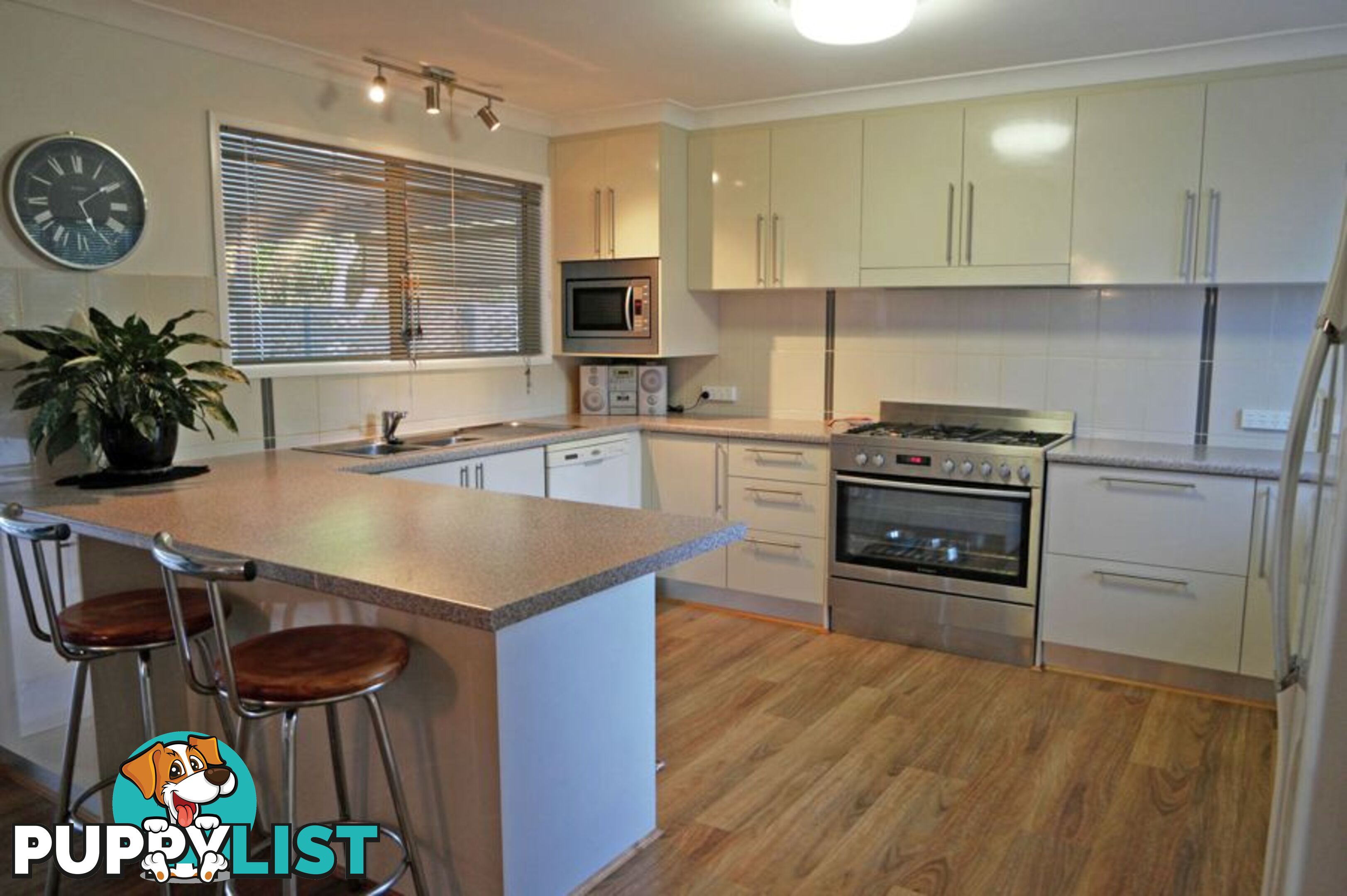 32 Madelaine Dr BALGAL BEACH QLD 4816