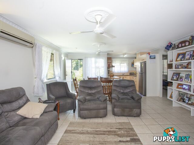 Unit 2/37 Holland St WEST MACKAY QLD 4740