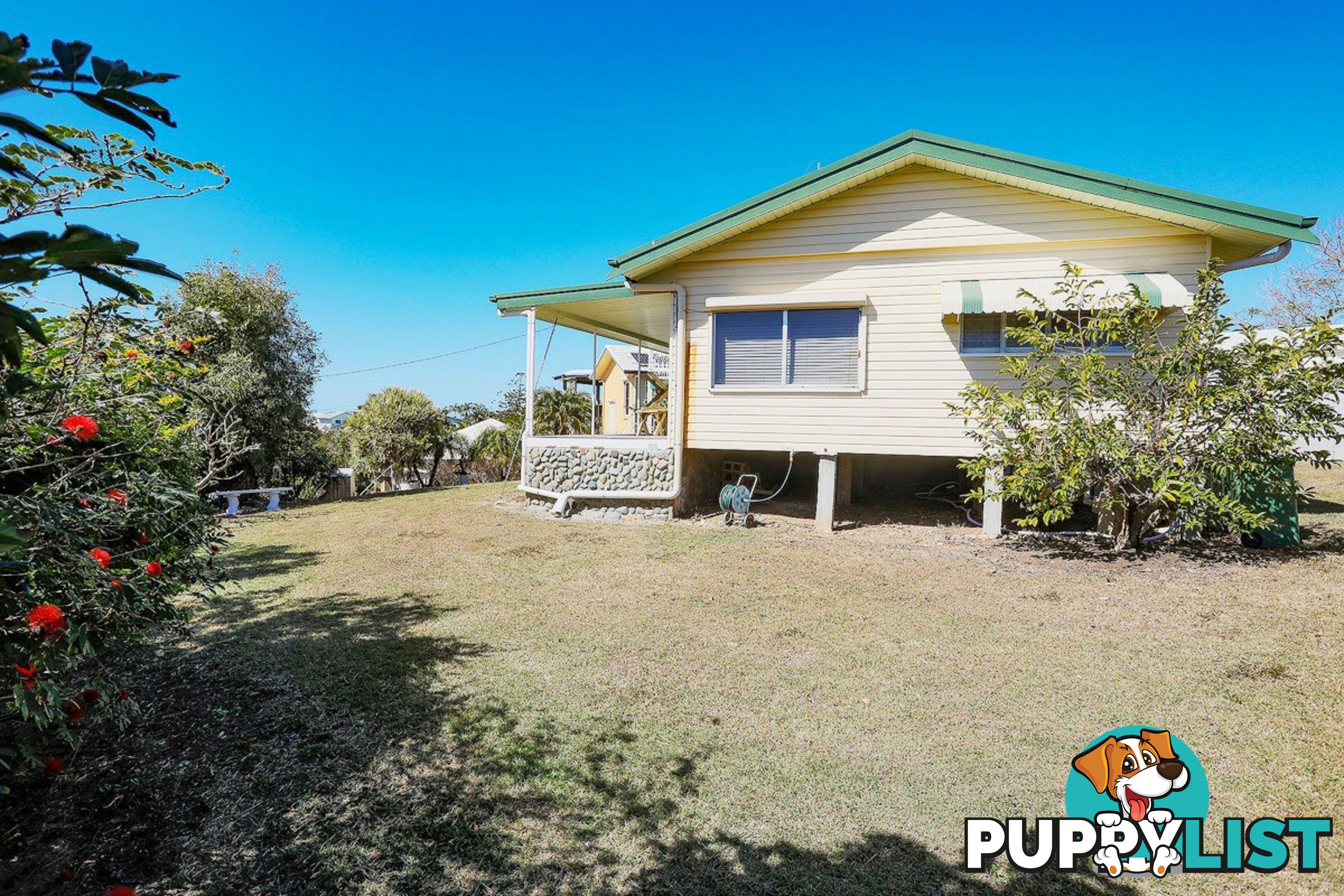 10 Antoney Lane SARINA BEACH QLD 4737