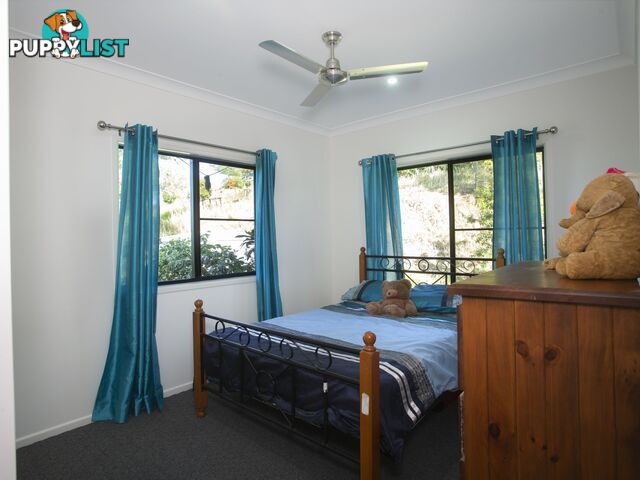 34 Seaview Crt SARINA QLD 4737