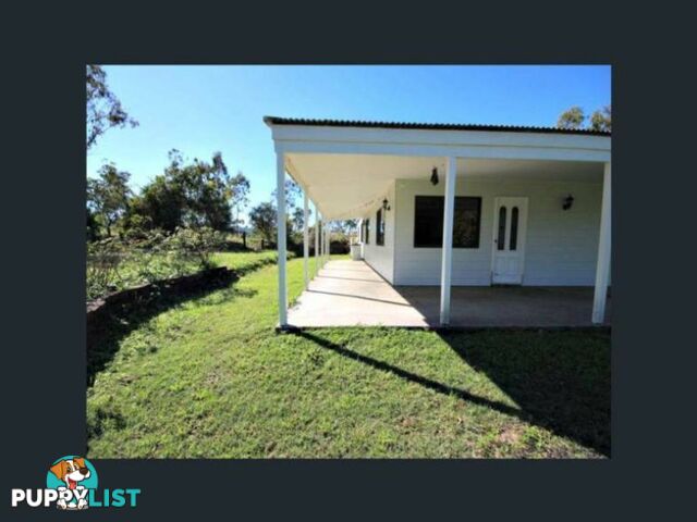 5 Lawrie Road SARINA QLD 4737