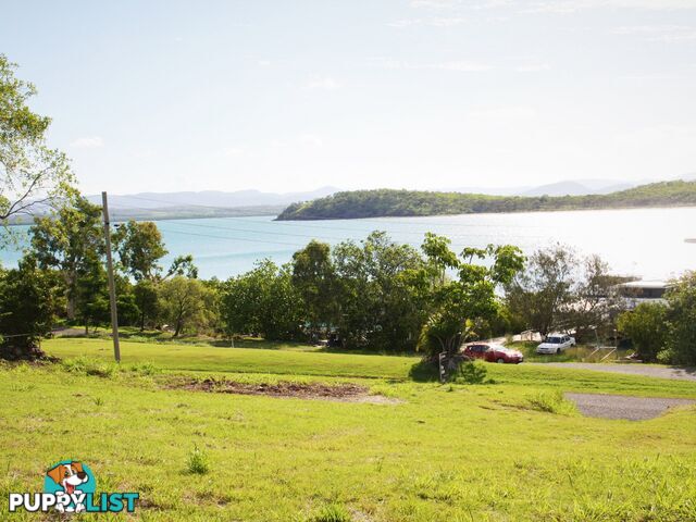 4 Sunset Drive SARINA BEACH QLD 4737