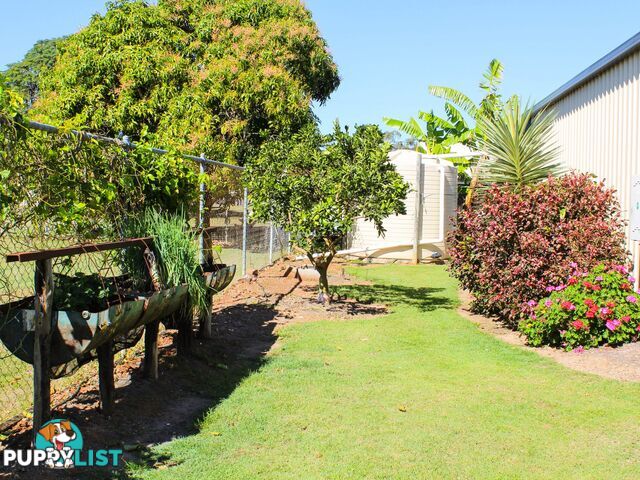 11 Arthur Street ST LAWRENCE QLD 4707