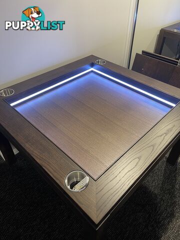 Board game table/Dining table
