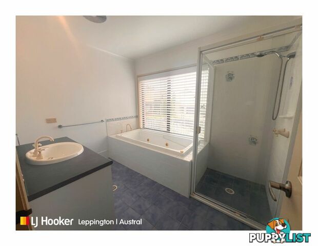 16 Gatto Place WEST HOXTON NSW 2171
