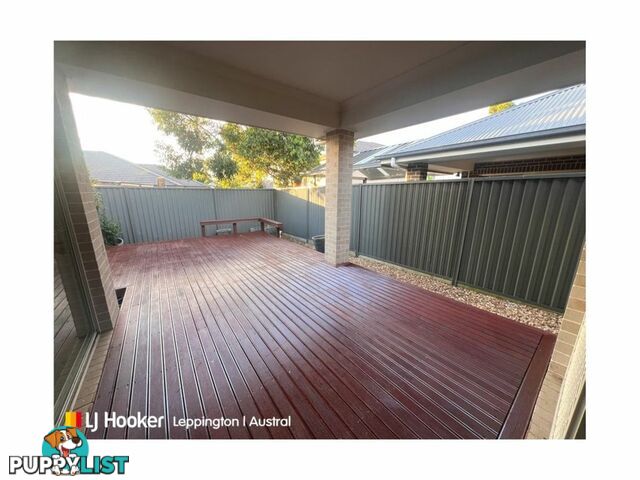 18 Winter Street DENHAM COURT NSW 2565
