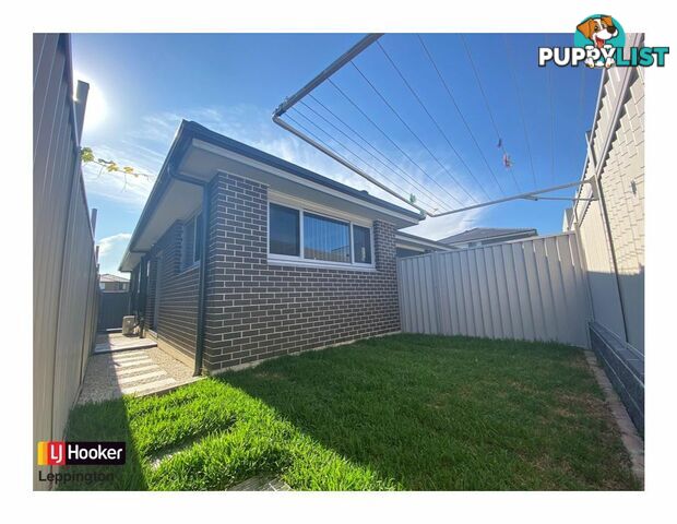 16a Peronne Road EDMONDSON PARK NSW 2174