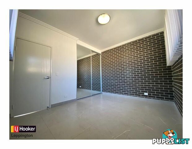 16a Peronne Road EDMONDSON PARK NSW 2174