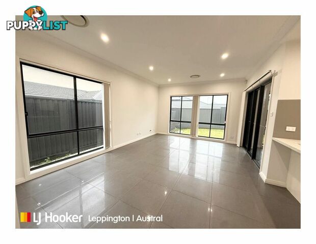3 Kerrawang Close DENHAM COURT NSW 2565