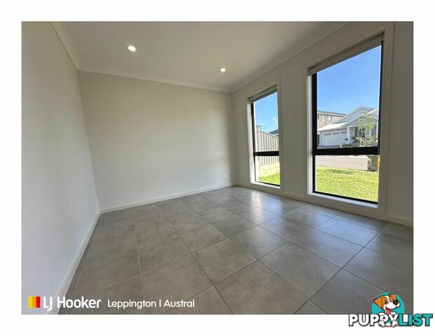 8a Bergin Circuit LEPPINGTON NSW 2179