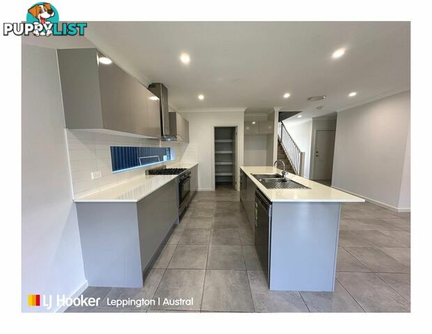 8a Bergin Circuit LEPPINGTON NSW 2179