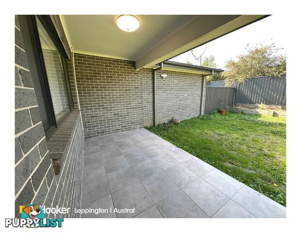 8a Bergin Circuit LEPPINGTON NSW 2179