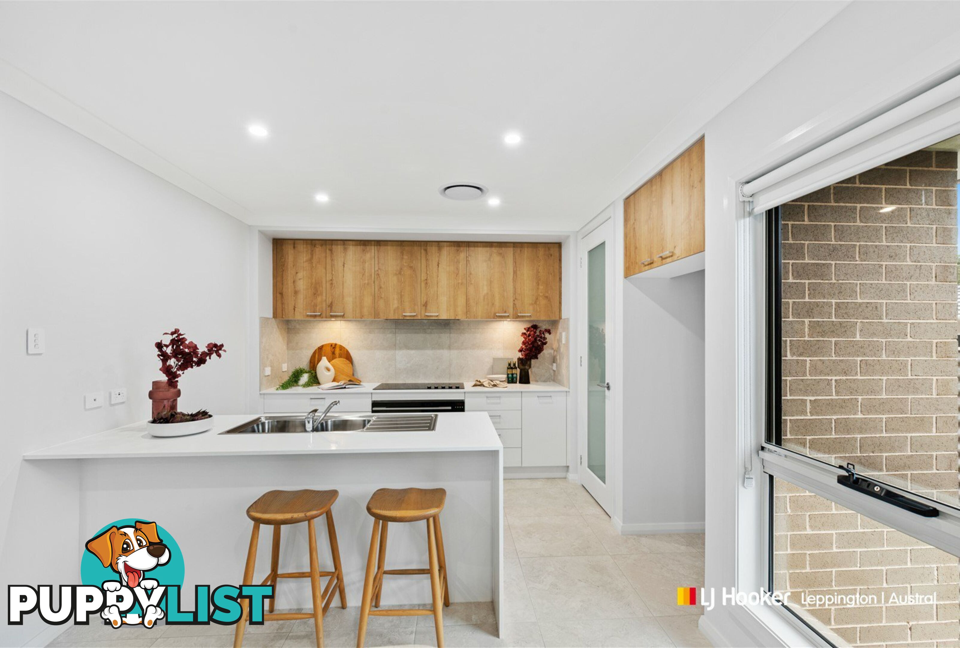 16 Burton Drive TAHMOOR NSW 2573