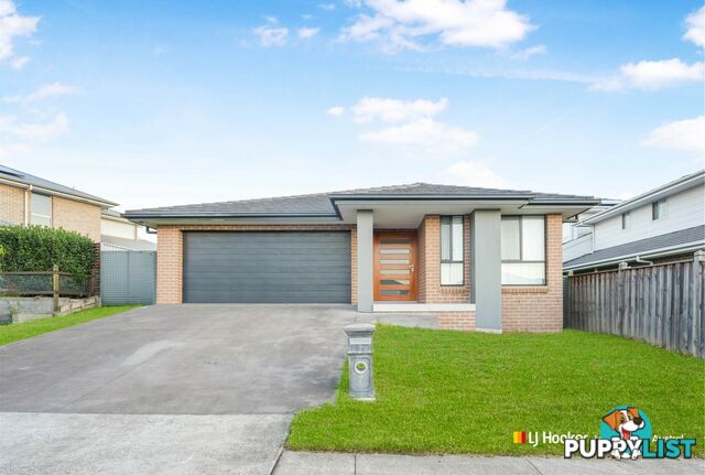 7 Cray Street ORAN PARK NSW 2570