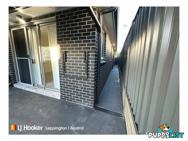 7A Rowan Street ORAN PARK NSW 2570