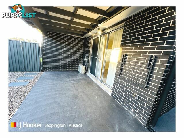 7A Rowan Street ORAN PARK NSW 2570