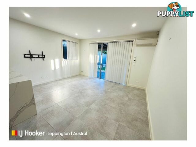 7A Rowan Street ORAN PARK NSW 2570