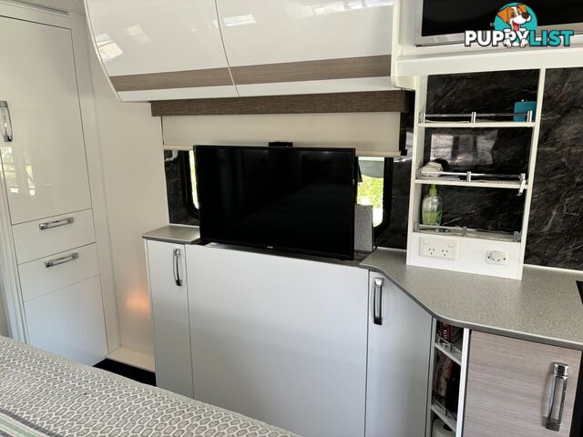 2019 Avida ESPERANCE C7932SL SUIT NEW BUYERS