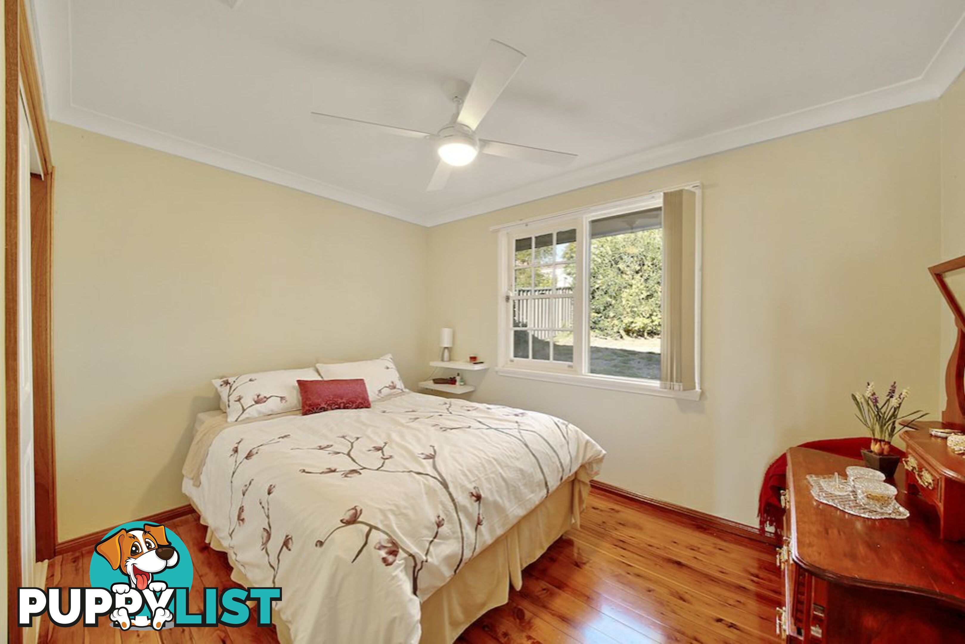 5 Radnor Place CAMPBELLTOWN NSW 2560